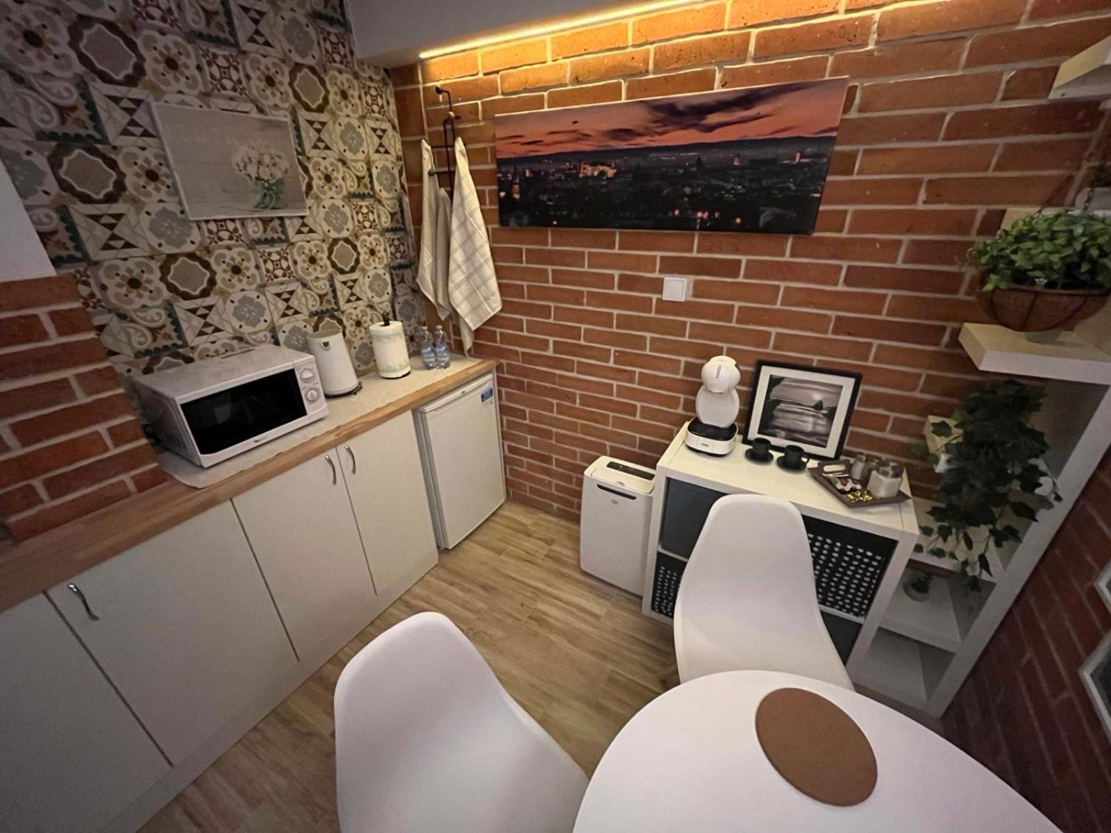 Mini Apartament W Centrum Krakowa Apartamento Exterior foto